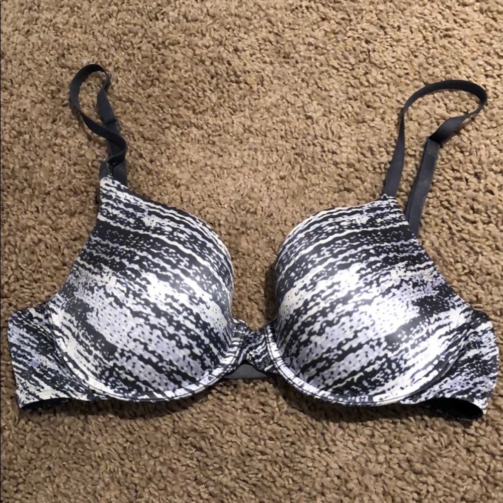 VS Uplift Semi Demi Bra